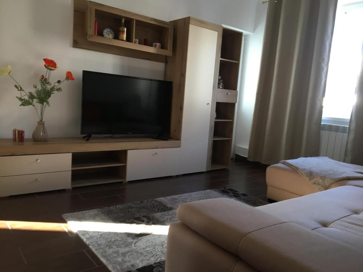 פיאטרה ניאמט Central Home מראה חיצוני תמונה